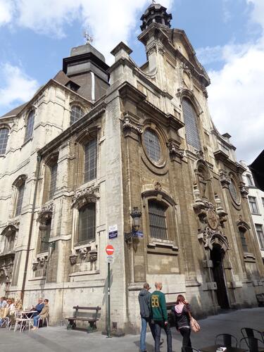 Rue du Marché au Charbon, église paroissiale Notre-Dame de Bon Secours, 2015