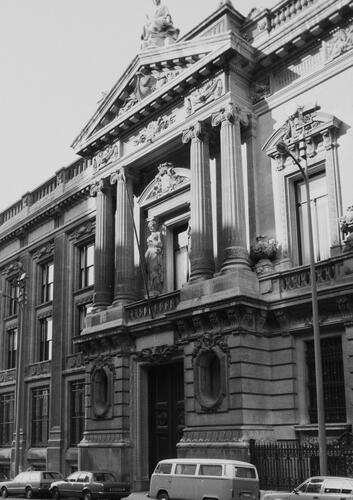 rue du Bois sauvage 9. Hôtel du Gouverneur de la Banque Nationale (photo 1980).