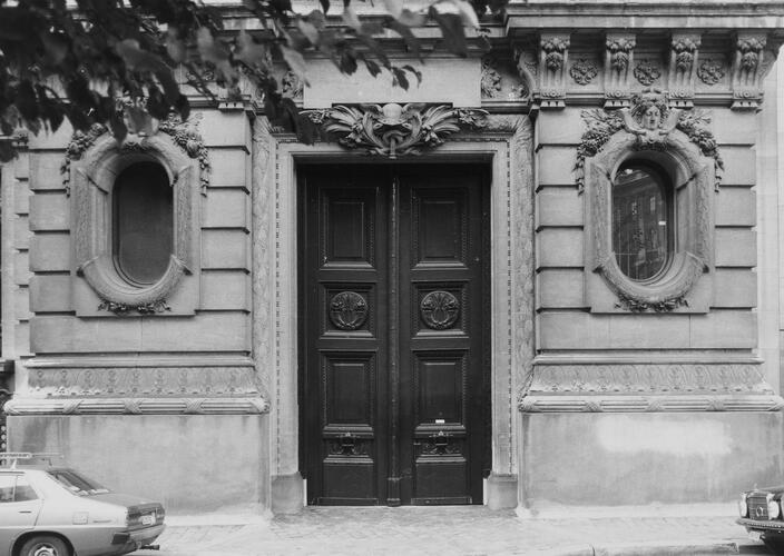 rue du Bois sauvage 9. Hôtel du Gouverneur de la Banque Nationale (photo 1980).