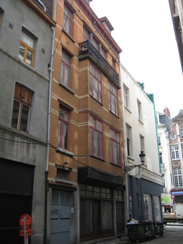 Rue du Marché aux Peaux 3-5, 2015