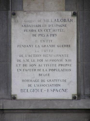Rue Archimède 11, plaque commémorative en l’honneur du marquis de Villalobar (photo 2008).