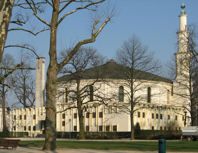 Grande Mosquée et Centre islamique et culturel de Belgique, façades sud et est, 2007