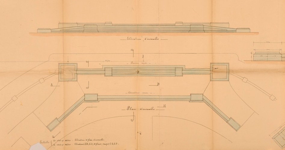 Parc du Cinquantenaire, avenue de la Chevalerie, élévation et plan des murs de soutènement axiaux, dessinés en 1900 par Gédéon Bordiau (AGR/Ministère des Travaux publics…, boîte 162).