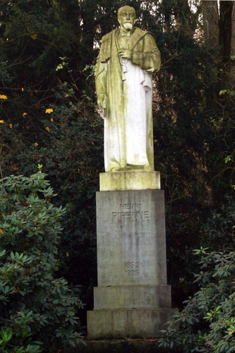 Statue d'Henri PIRENNE (2002), par le sculpteur Adolphe WANSART, 2007