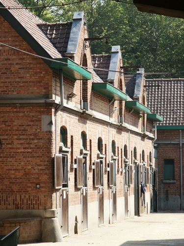 Groenejagersveld 19-20, Royal Étrier belge, stallingen gebouw C (foto 2006).