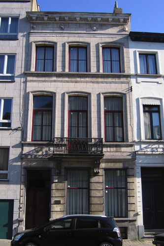 Rue Van Eyck 10, 2005