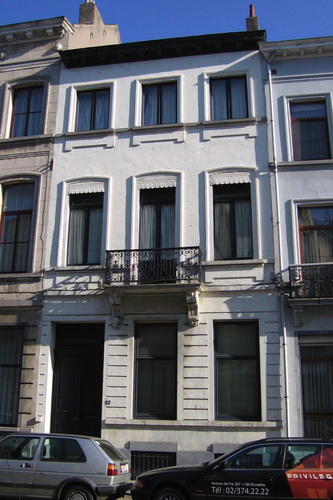 Rue Van Eyck 12, 2005
