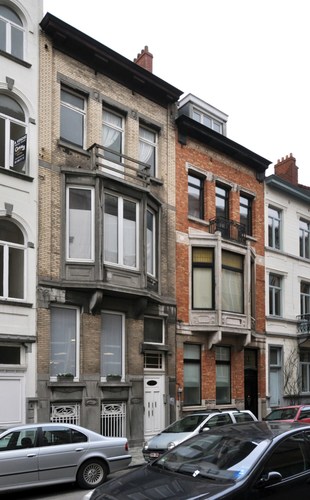 Rue du Radium 6 et 8, 2011