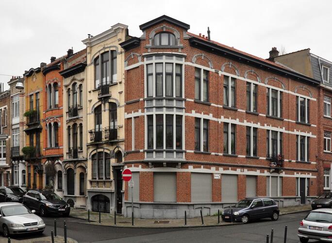 Rue Fontaine d’Amour 11 à 1 et rue Godefroid Devreese 53, 2012