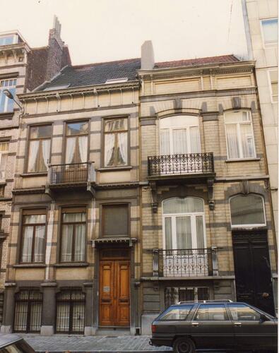 Rue des Aduatiques 13 (à droite) et 15, 1993