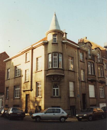 Atrebatenstraat 41-43 en Aduatiekersstraat 105, 107, 1993
