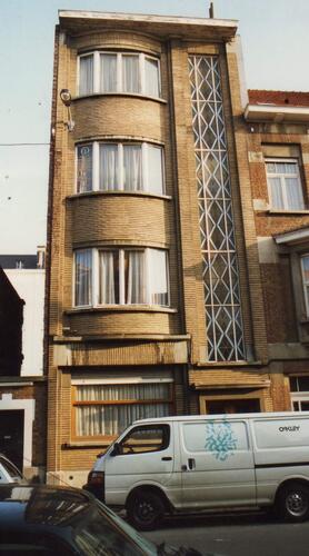 Rue des Atrébates 154, 1993
