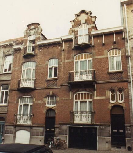 Rue de Gerlache 15 et 17, 1994