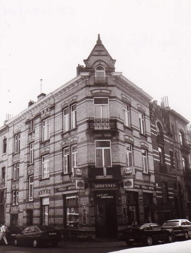 Rue Louis Hap 127-129 à l'angle de la rue Baron Lambert, 1993