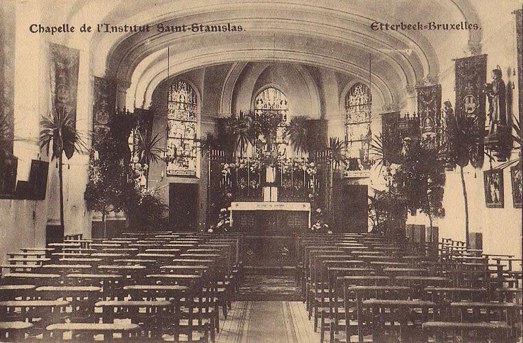 Institut Saint-Stanislas, la chapelle, s.d. (Collection cartes postales Dexia Banque).