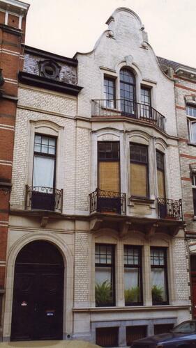 Rue Peter Benoit 17, 1993