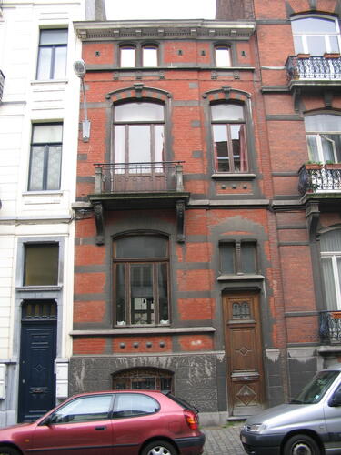 Armand Campenhoutstraat 9, 2005
