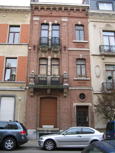 Rue du Châtelain 16, 2005