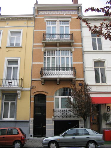Rue du Châtelain 54, 2005