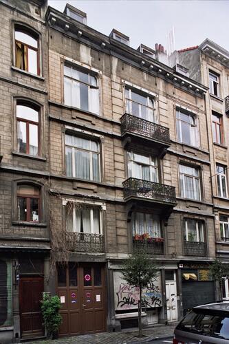 Rue Ernest Solvay 26-28, 2009