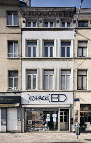 Place Fernand Cocq 2, 2011