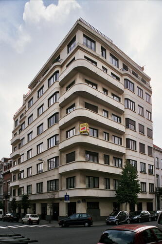 Rue Paul Lauters 66 – 306 chaussée de Vleurgat, 2005