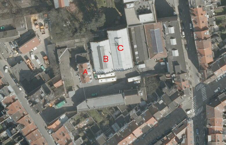 Rue Vandenbroeck 56-58, photo aérienne de l'ancienne centrale électrique, (Bruxelles UrbIS ® © - Distribution : CIRB, 20 avenue des Arts, 1000 Bruxelles).
