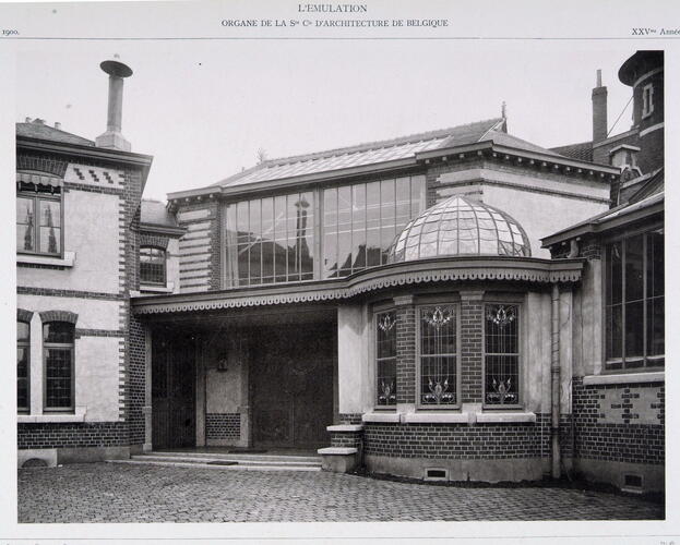 Washingtonstraat 36, atelier van de beeldhouwer en penningsnijder Charles Samuel, n.o.v. architect Ernest Van Humbeeck, 1905 ([i]L'Émulation[/i], 1900, pl. 45).