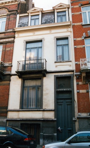 Rue d'Albanie 65, 2002