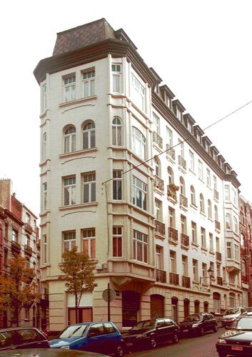 Rue Alfred Cluysenaer 47 à 43 et rue Jean Robie 54 à 58, façade rue A. Cluysenaer, 1996