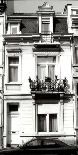 Rue Antoine Bréart 37, 2002