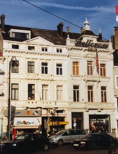 Chaussée de Charleroi 9, 7 et 5, maisons Jamar, 2003