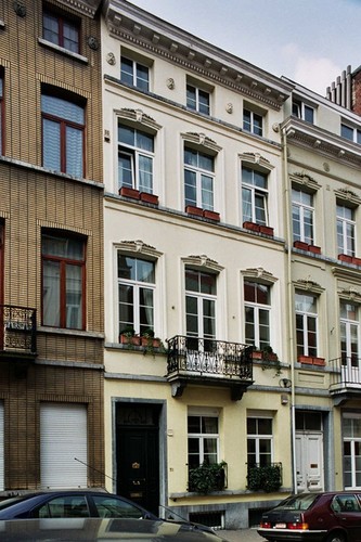 Rue de la Croix de Pierre 31, 2004