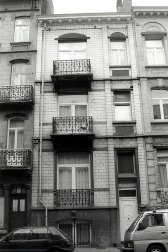 Rue de Mérode 221, 2001