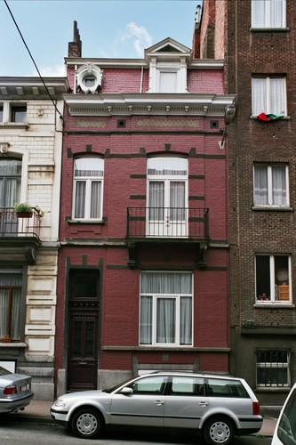 Rue Dethy 28, 2004