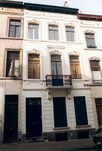 Rue d'Écosse 63, 1999