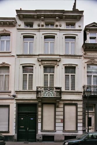 Rue Émile Féron 86, 2004