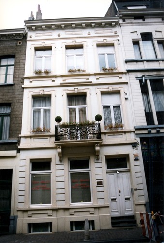 Rue Émile Féron 119, 1997