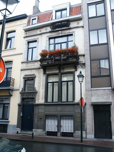 Rue Émile Féron 169, 2004