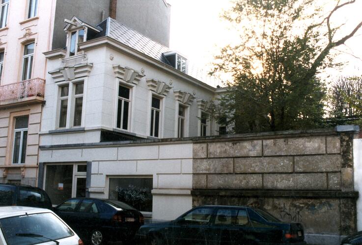 Rue Faider 1a-1b, 1c et chaussée de Charleroi 88, anc. écurie (photo 1999).