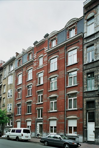 Rue Gustave Defnet 57, 2004