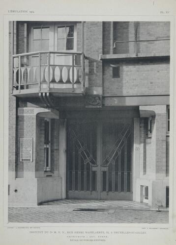 Institut du Dr. Van Neck, détail du porche d'entrée ([i]L’Émulation[/i], 3, 1914, pl. 15).