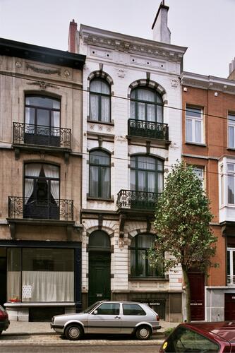 Rue de Lombardie 17, 2004