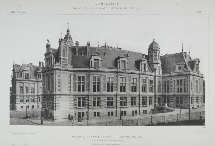Hôtel de ville, façade latérale ([i]L’Émulation[/i], 1906, pl. 5).