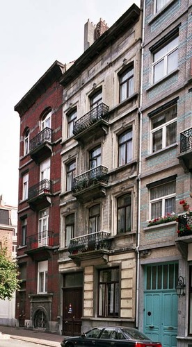 Rue de Monténégro 50, 2004