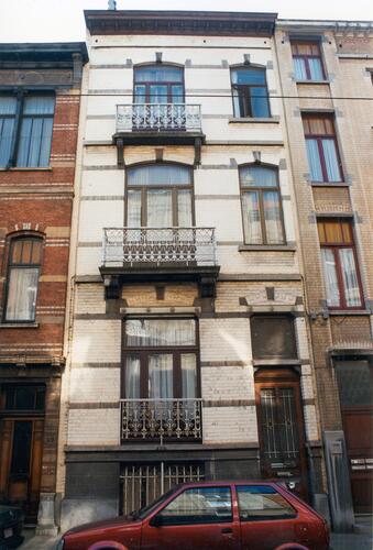 Rue Moris 54, 1998