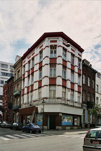 Rue de la Rhétorique 1-1a et rue de l'Hôtel des Monnaies 168, 2004