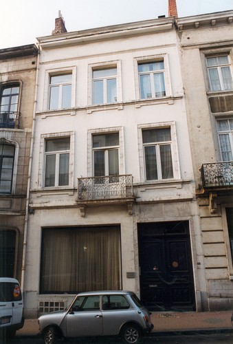 Rue Saint-Bernard 89, 1999