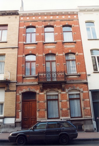 Rue Saint-Bernard 129, 1999