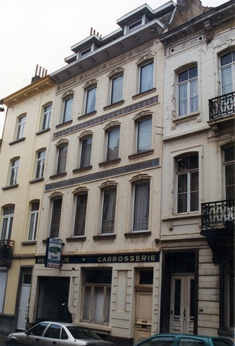 Rue Saint-Bernard 194, 1999